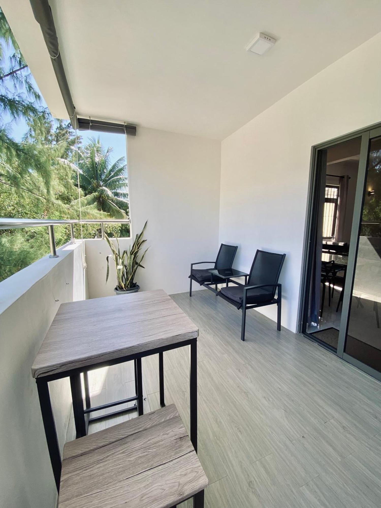 Sunset Views 3-bedroom Apt, 1min Walk To - Nyha1 Apartment Flic en Flac