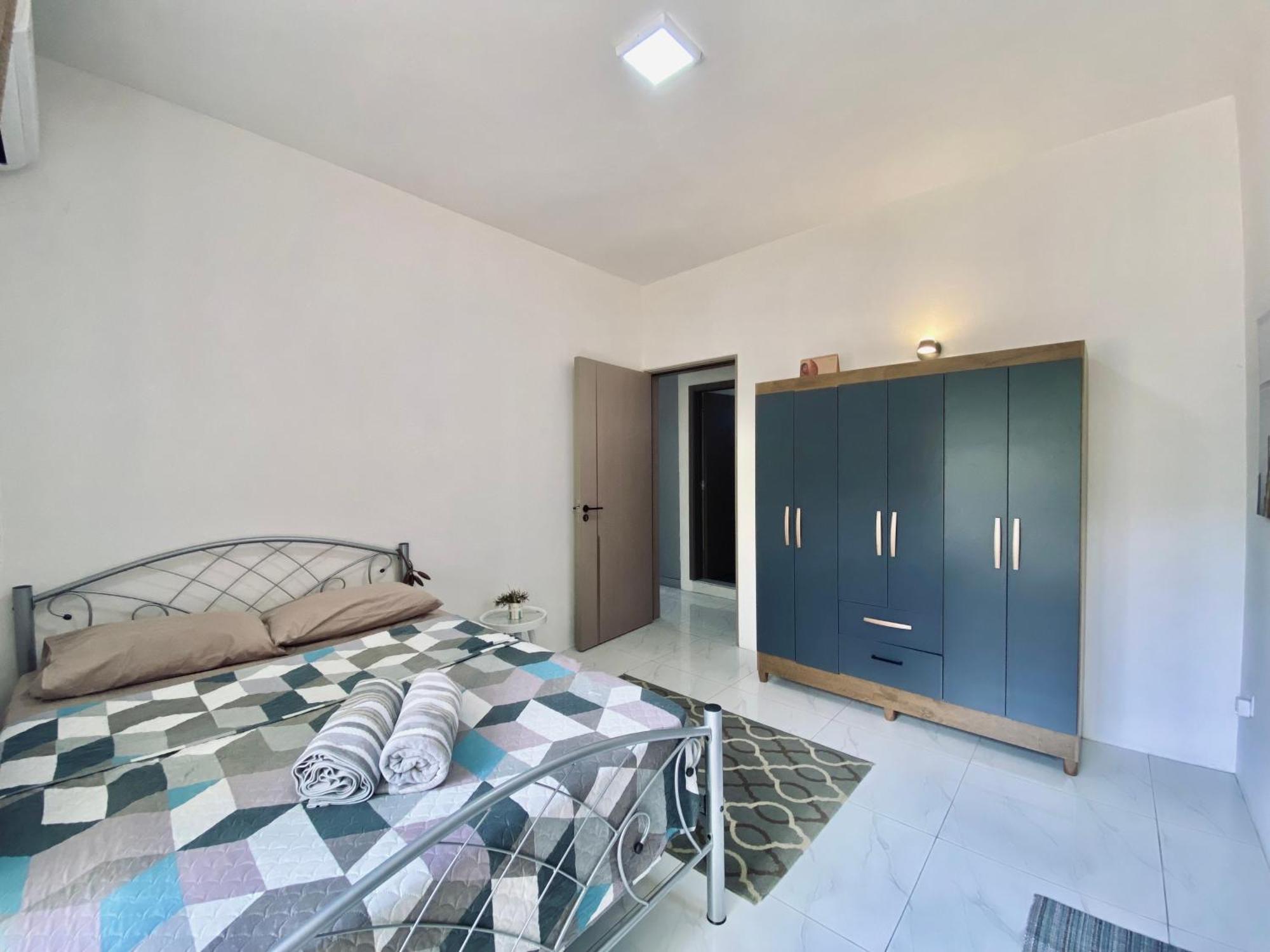 Apartment Sunset Views 3-bedroom Apt, 1min Walk To - Nyha1 Flic en Flac